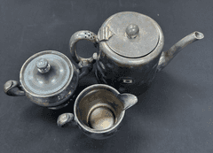 Newfoundland Export & Shipping Co. Silver-plated Tea Set with Sugar Tongs