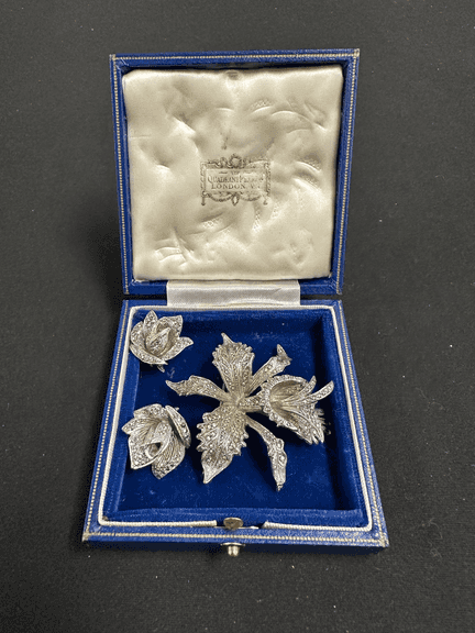 Matching Earring and Broach Set