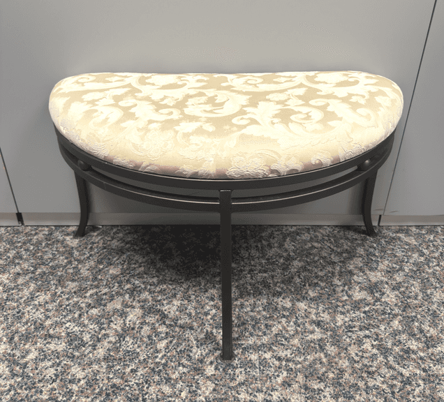 Demi-lune Bench