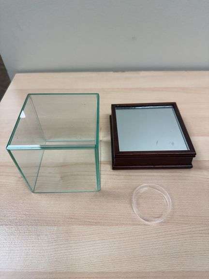 Memorabilia Case