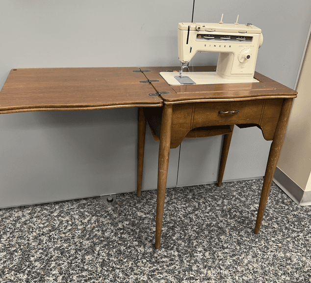 Singer Sewing Table