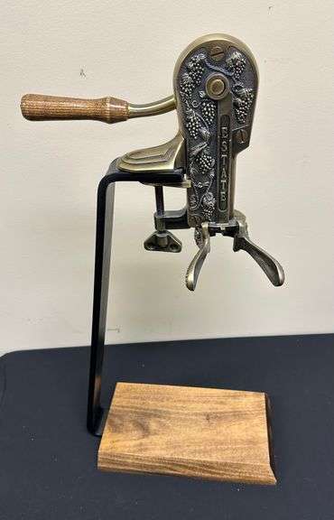 Wine Bottle Opener