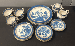 24 Piece China Set.