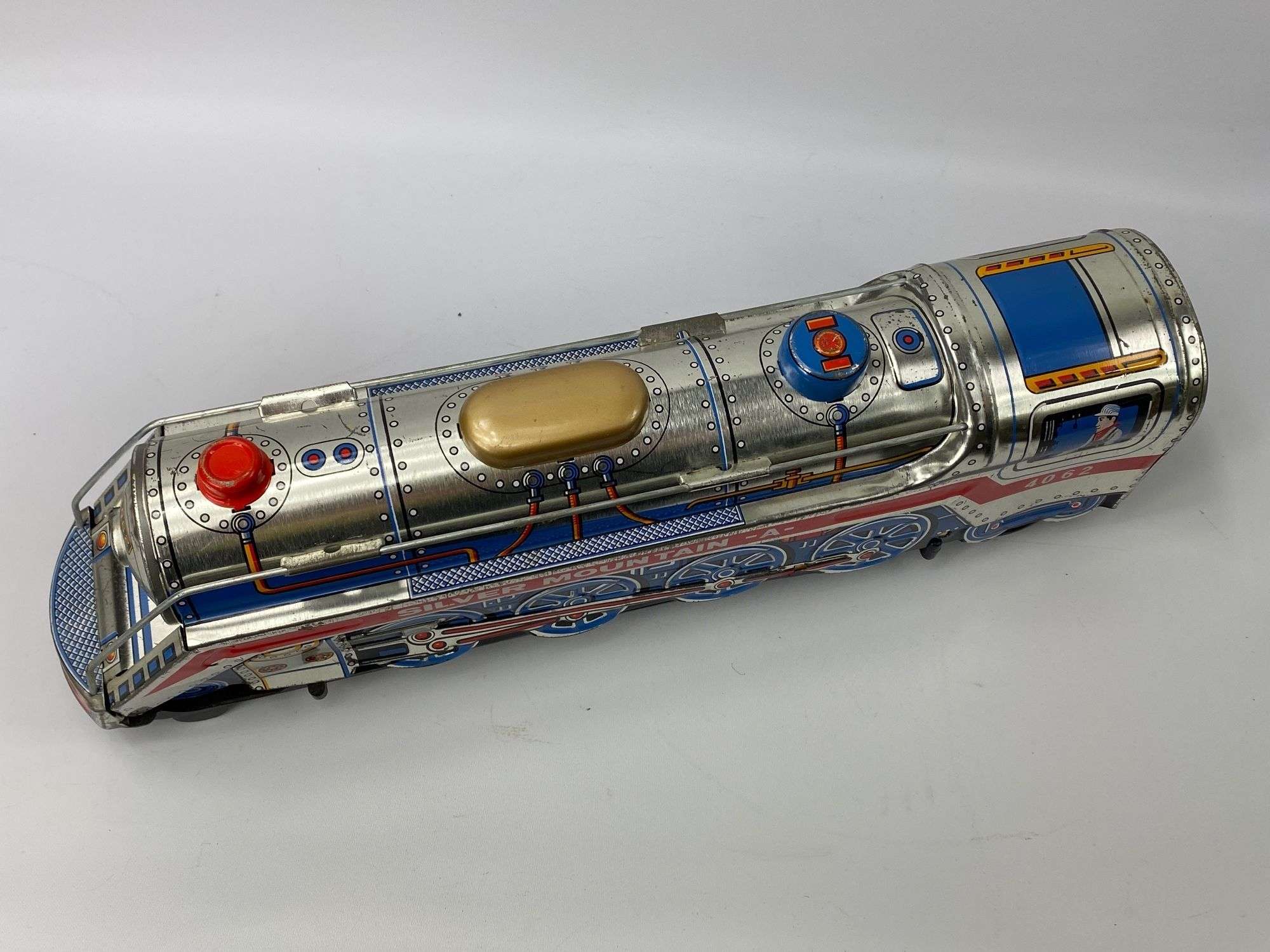 1 4062 Silver Mountain Vintage Pressed Metal Tin Lithograph Train  display picture 1