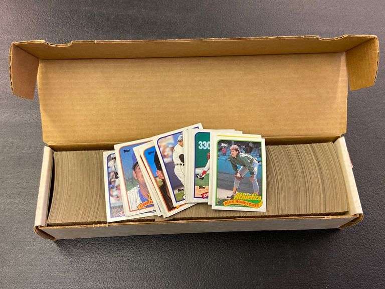 1980s Sports Trading Cards: Baseball Fleer Topps & Mixed Brands