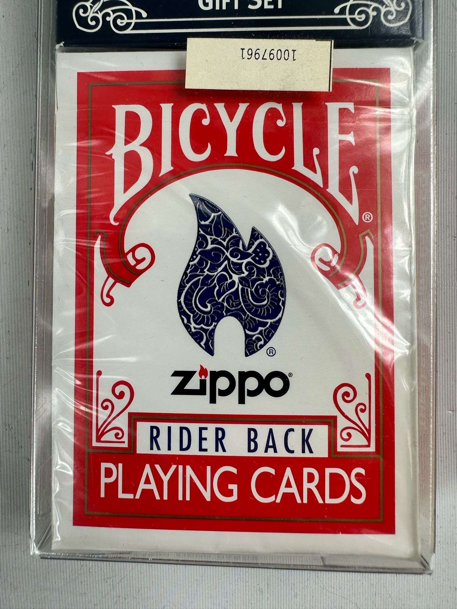 Bicycle Playing Cards Gift Set Zippo Lighter Unused in Box