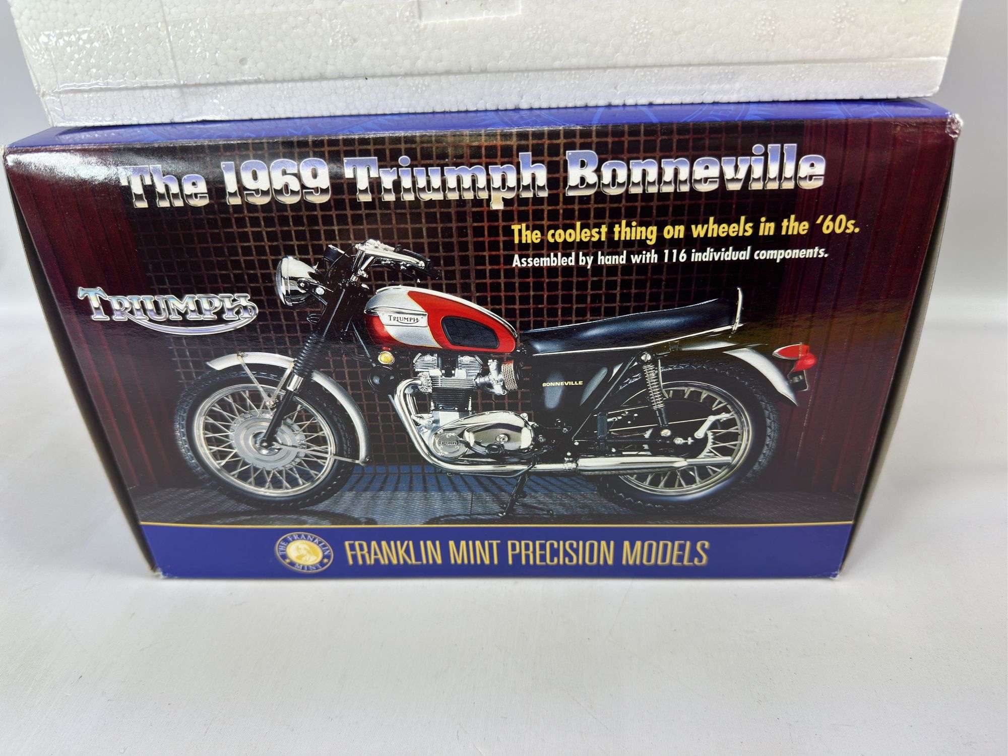 Franklin Mint 1969 Triumph Bonneville 1:10 Diecast Motorcycle