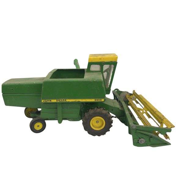 Vintage ERTL John Deere 6600 Combine Tractor Toy