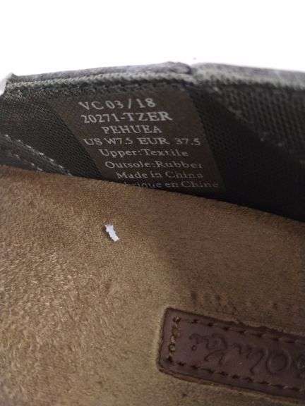 Shoes 2pr 7.5 OLUKAI Pehuea Leather Sneaker Loafers Boxed