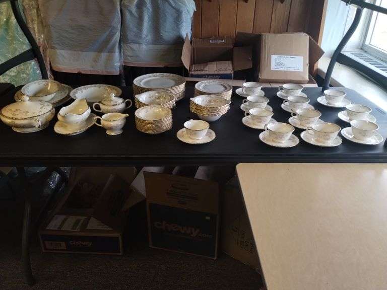 Huge Dish Set LOT Pope Gosser Florence Pink Floral Plates Bowls Serving Cups Saucers