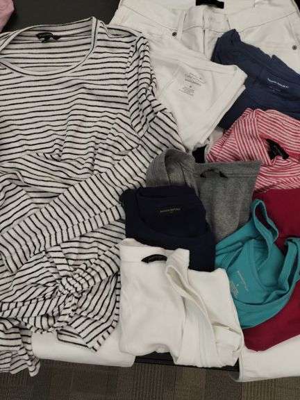 Ladies Banana Republic Clothing LOT S-M 4-8