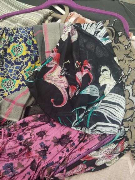Ladies LOT of Scarves Pashmina Nice Italy