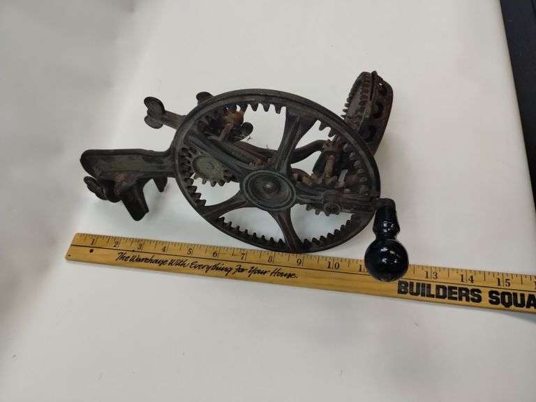 LOT Primitive Kitchen Corn Bread Reading Cast Iron Peeler+Candle Molds