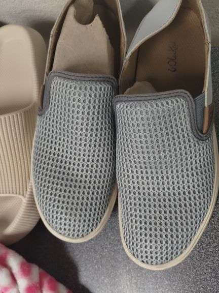 Ladies Footwear LOT Boots to Slippers Naturalizer Ugg Sz 7-8