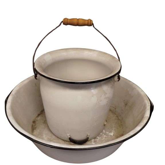 Lot Enamel Utility Wash Basin Chamber Pot Bucket