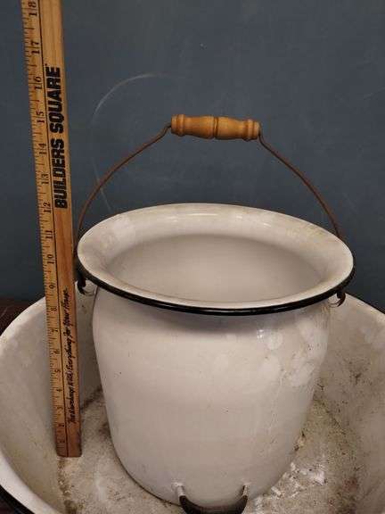 Lot Enamel Utility Wash Basin Chamber Pot Bucket