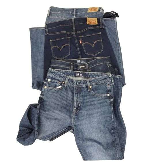 Ladies Denim Jeans LOT of 4 Gap Levi 27 Waist