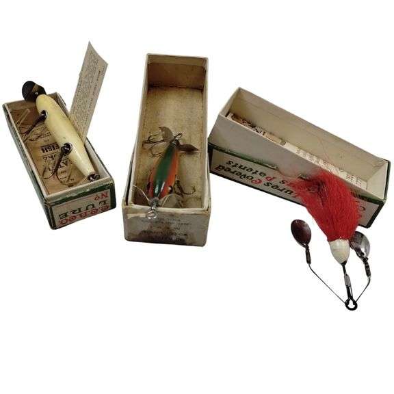 Vintage Fishing Lures LOT Glass Eyes Spinners Chub Creek Boxes + Shannon Creek