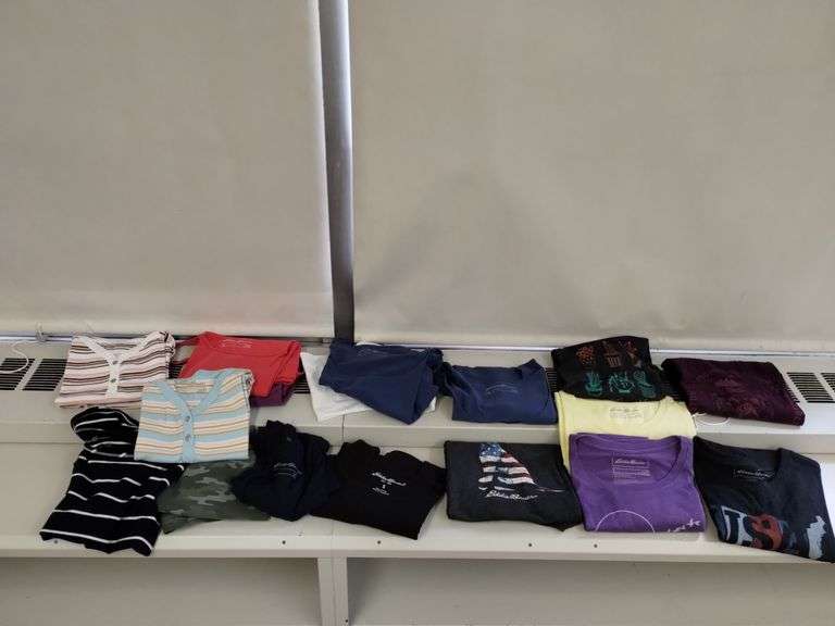 Ladies T-Shirt Lot Eddie Bauer S/M