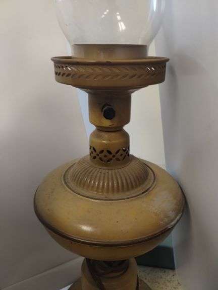 Pickers LOT: Antique Architectural Lighting Electric Oil Lamps