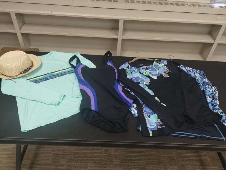 Ladies Swimsuit Lands End 8L Swimshirts LLBean  Hat