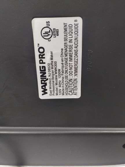 Kitchen Appliance Waring Pro Flip Waffle Maker Hotel Style