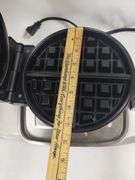 Kitchen Appliance Waring Pro Flip Waffle Maker Hotel Style