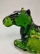 LE Smith Art Glass Emerald Green Horse Lying Laying Down 9"
