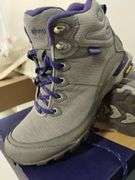 Shoes 3pr 8 Ladies Ahnu Teva Boot Tommy Hilfiger+Boxed
