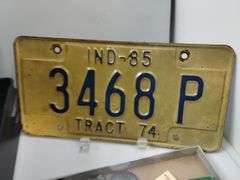 Pickers LOT: Marathon Oil Wall Thermometer Industrial