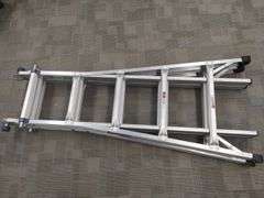 WERNER Aluminum Ladder Folding MT-22 21ft 300lb