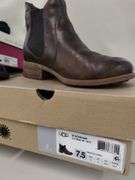 Shoes 5pr 7.5 Ladies Booties Born UGG Alfani Naturalizer Boxed