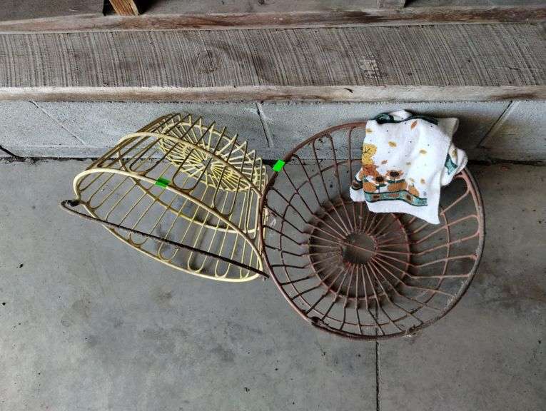 Pair Large Metal Rubber Coated Wire Egg Chicken Baskets w Dishtowel
