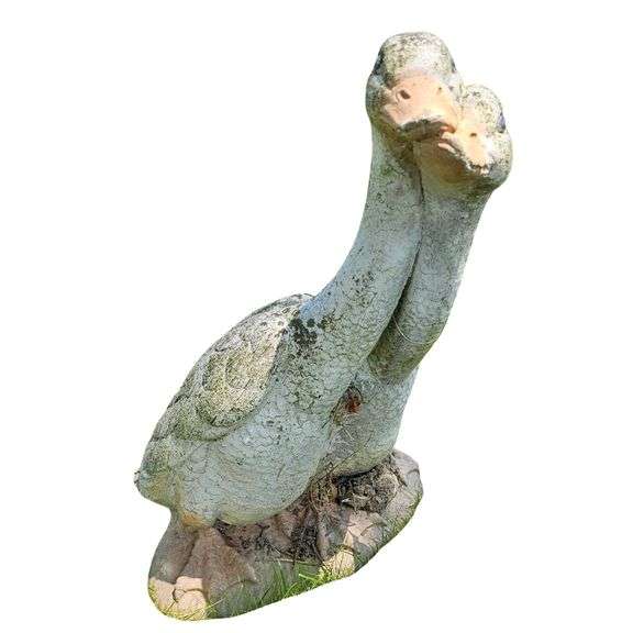 Vintage Pair of Geese Figure Outdoor Garden Henri Studio 1988