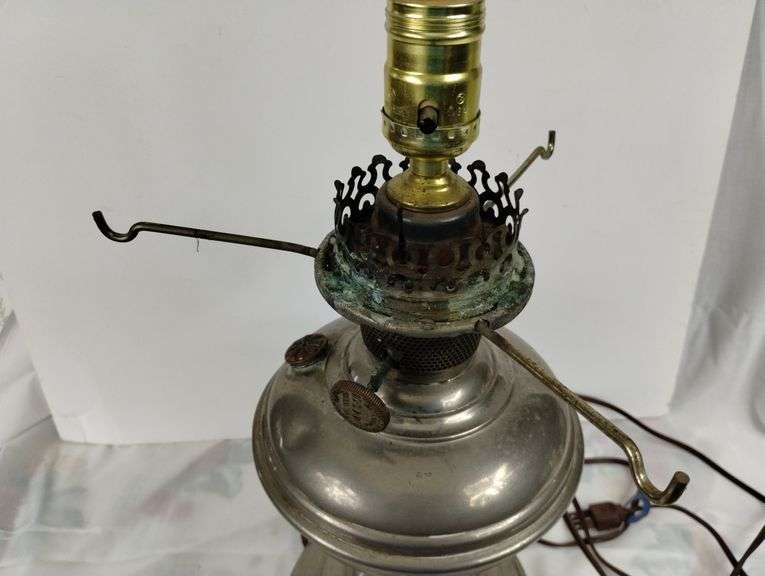 Vintage Aladdin Oil Glass Lamp Convert Electric Milk Glass Shade
