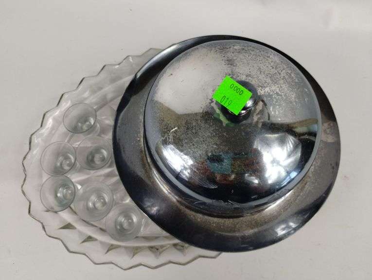 Vintage Communion Glasses Covered Metal Tray