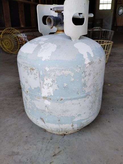 Used Propane Tank About 1/3 to 1/2 Full