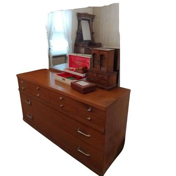 Kroehler Dresser & Mirror Mid Century MCM