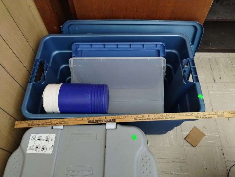 Rubbermaid Cooler & Tubs