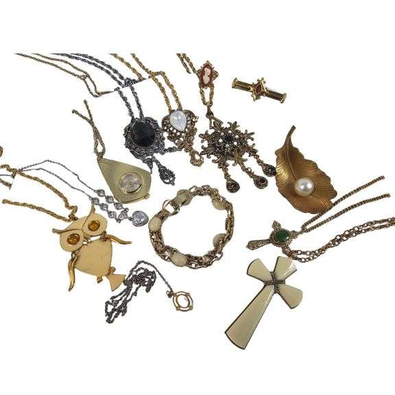 Vintage Jewelry Gold Necklaces Chunky Gem Owl Cross