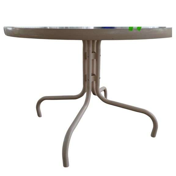 Glass Top Patio Table Round