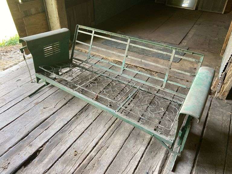 Glider Swing