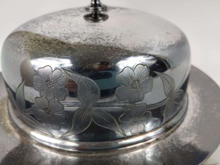 Vintage Communion Glasses Covered Metal Tray