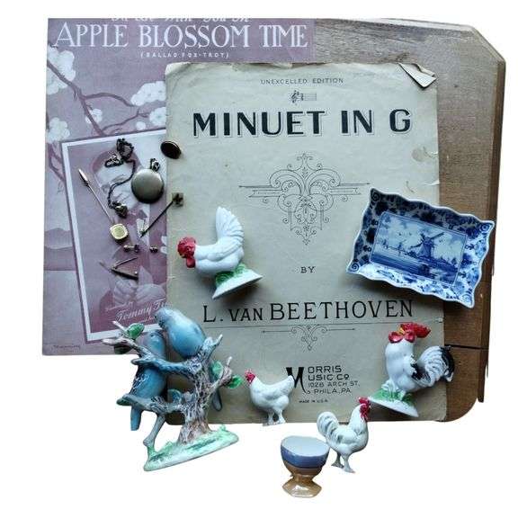 Vintage Hens Bluebird Porcelain Figures Sheet Music Pins Lusterware