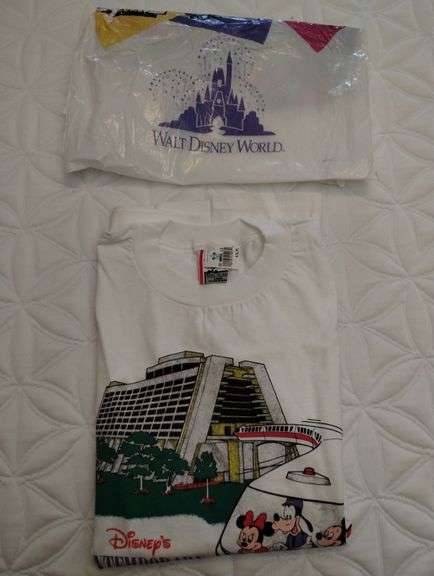 Vintage NOS Disney T-Shirt Contemporary Resort Monorail Adult LG in Bag