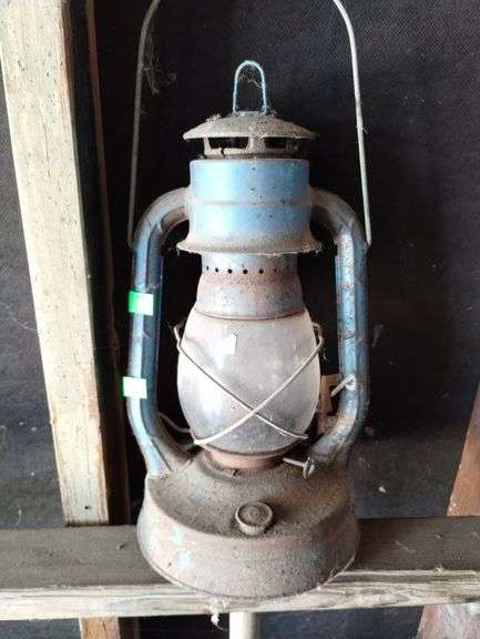 Vintage Dietz Oil Lamp Blue