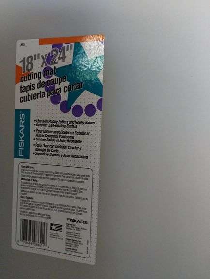 LOT: Fiskars Cutting Mats Sewing Quilting Crafts