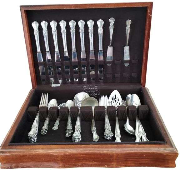 Vintage Flatware Old Company Plated Service for 8 + Serving Silverplate