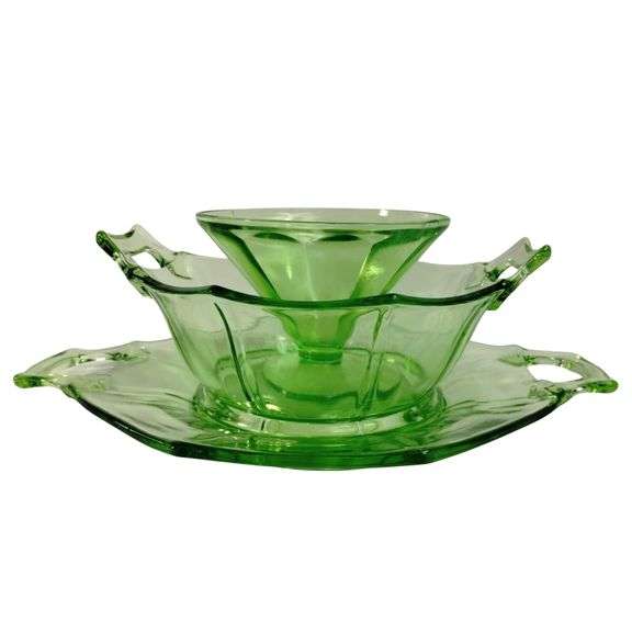 Heisey Glass Octagon Bowl Plate URANIUM Federal Sherbet