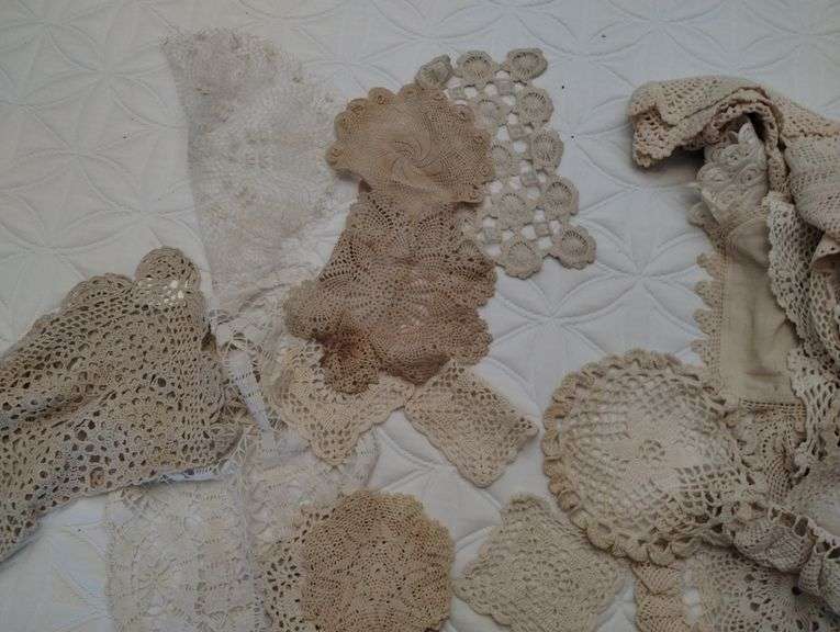Lot Crocheted Doilies